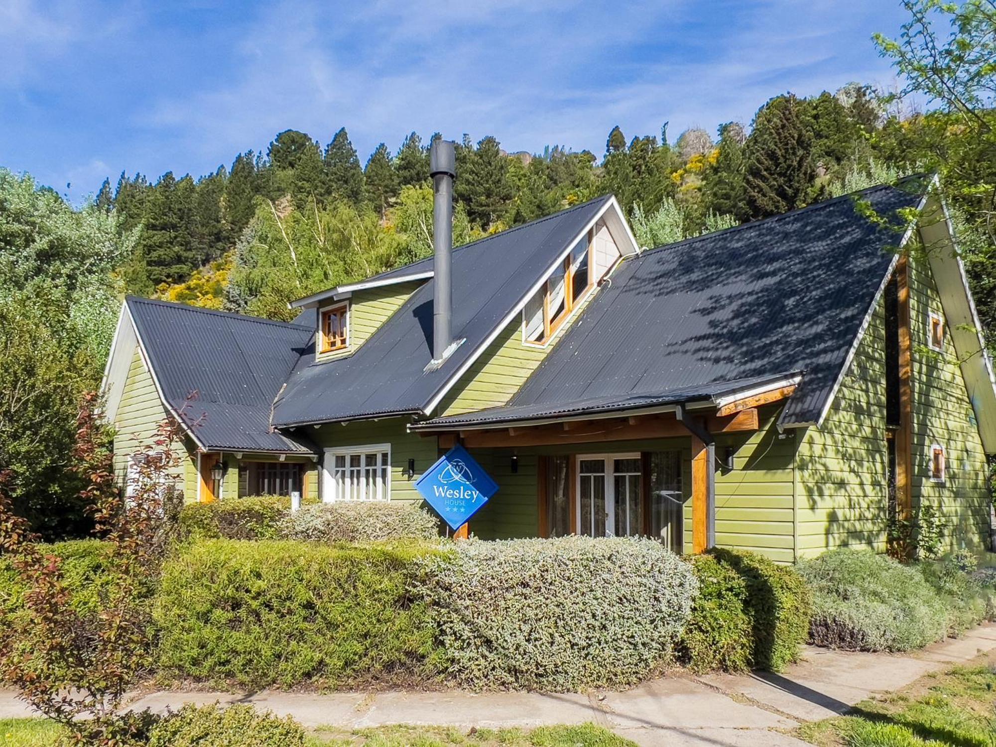 Wesley House Hosteria Boutique San Martin de los Andes Luaran gambar