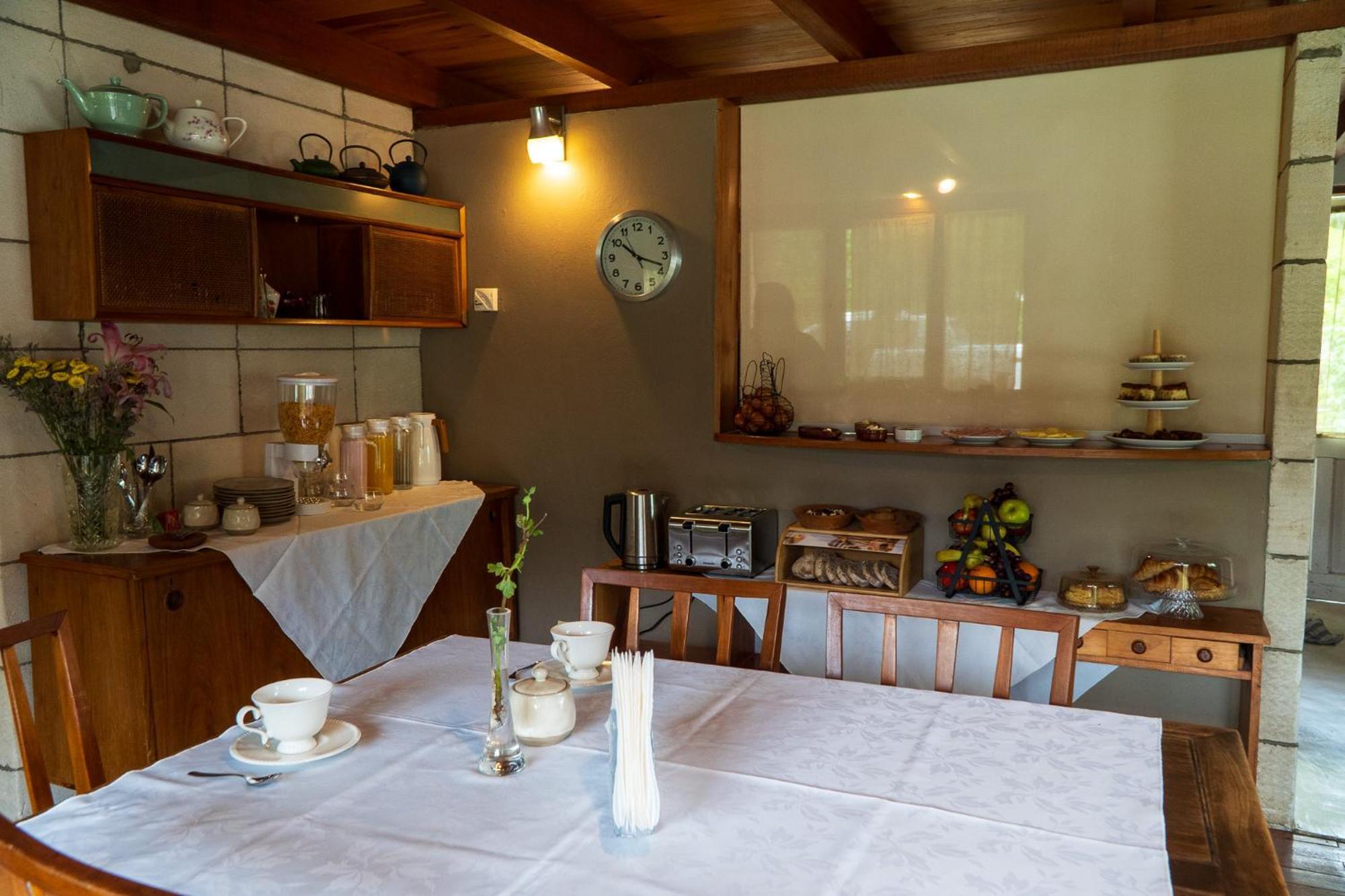 Wesley House Hosteria Boutique San Martin de los Andes Luaran gambar