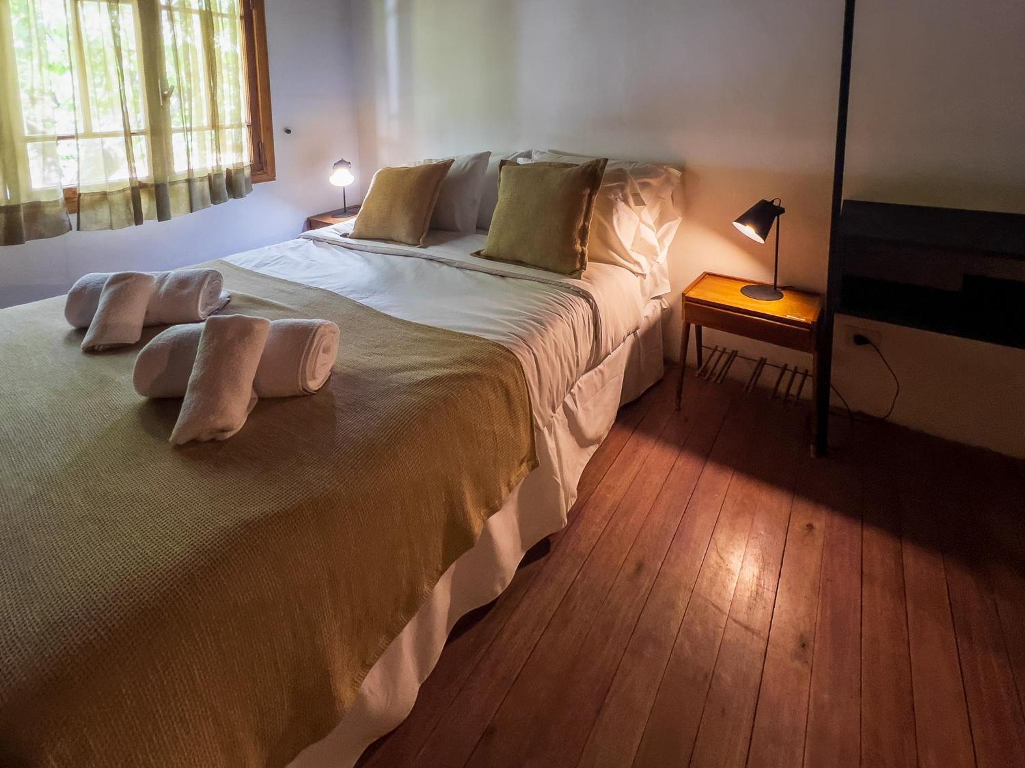Wesley House Hosteria Boutique San Martin de los Andes Luaran gambar