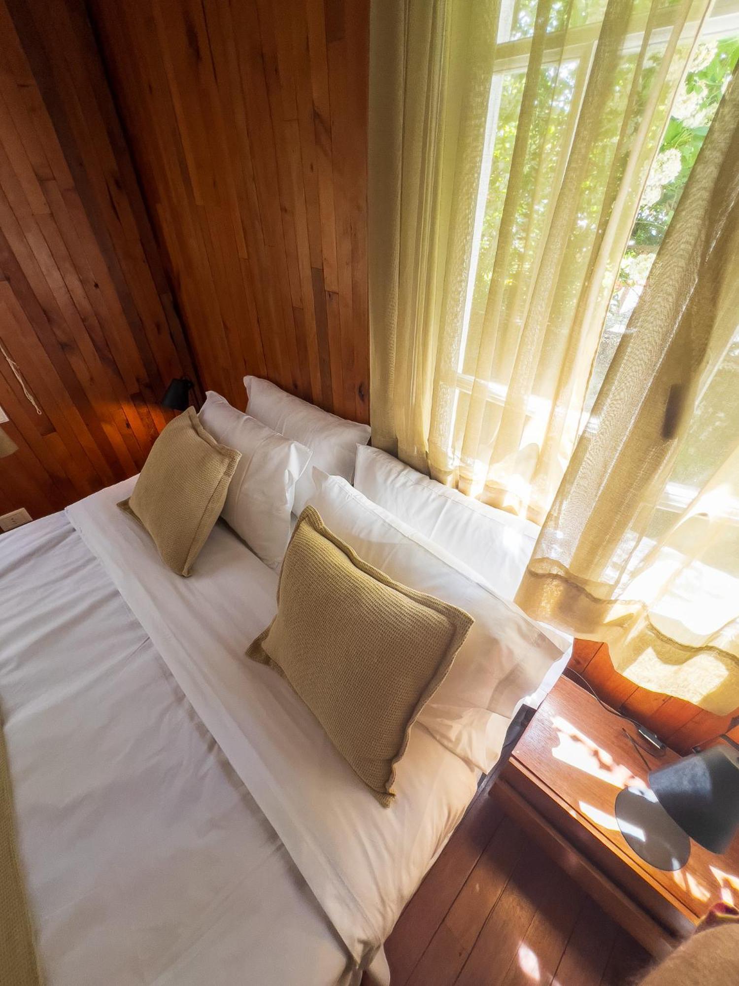 Wesley House Hosteria Boutique San Martin de los Andes Luaran gambar
