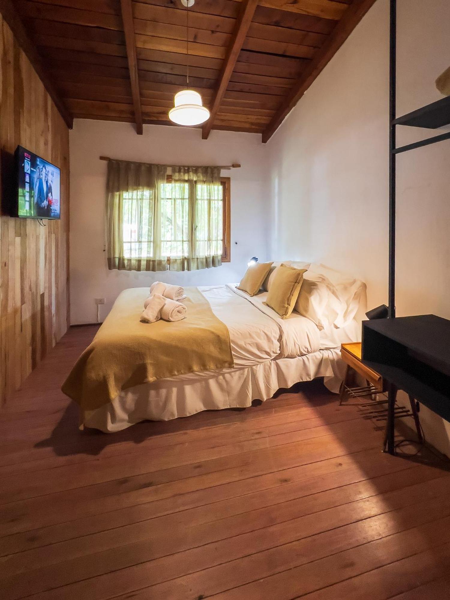 Wesley House Hosteria Boutique San Martin de los Andes Luaran gambar
