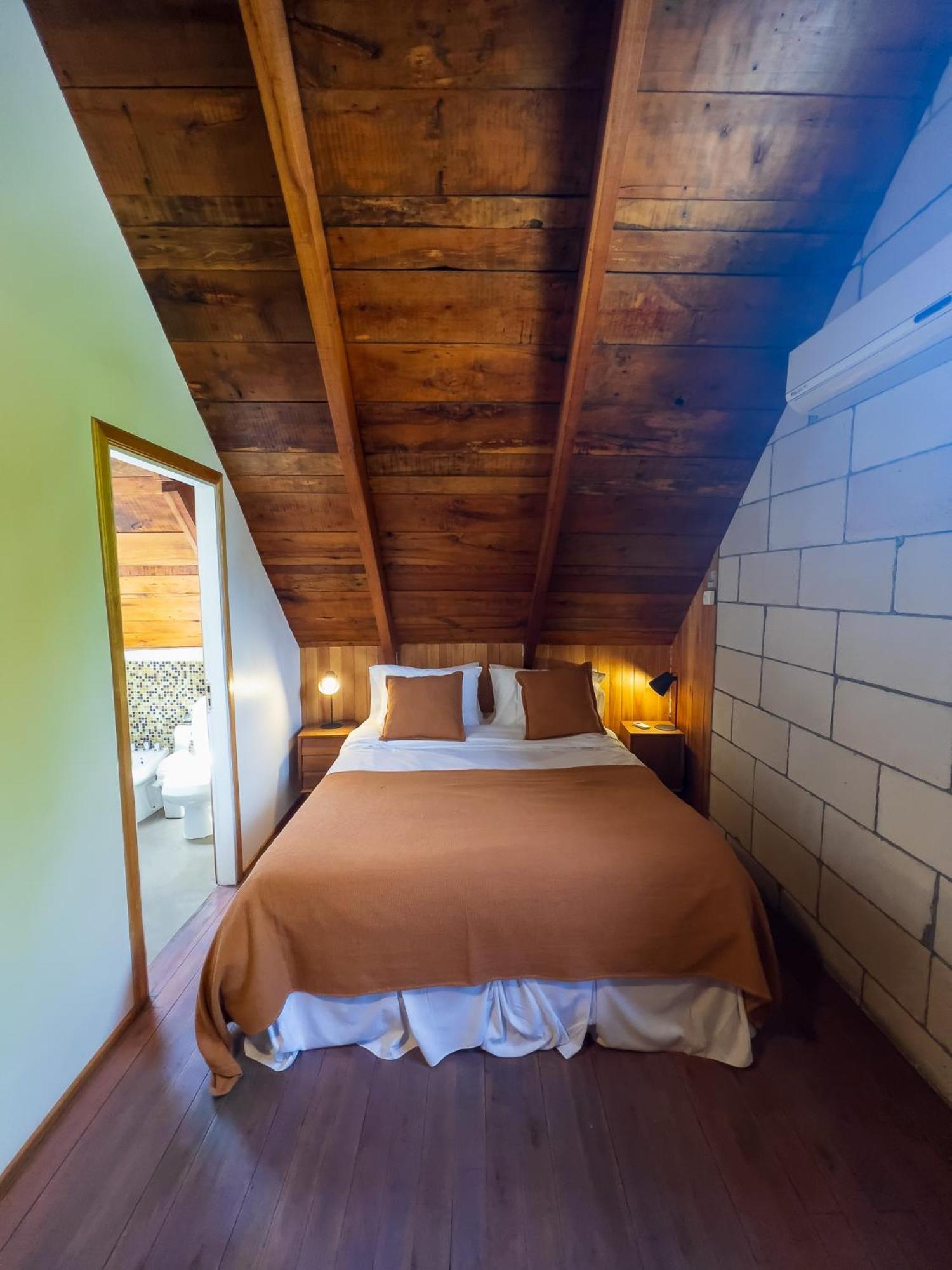 Wesley House Hosteria Boutique San Martin de los Andes Luaran gambar